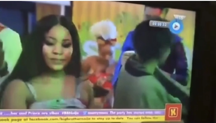 Bbnaija: Moment Laycon Curved Erica During The Party (video) 12139960_7d9edea4414e4624a848e5e584bd8afc_jpeg_jpeg35d7e643f68206071bf4f7195ab81f53