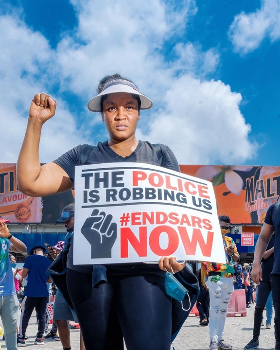 Omotola Jalade-Ekeinde And Family Join #EndSARS Protest (Photos) 12522606_1215165352673845245383887871145415800956290n_jpeg60997cd73dc4021ecfbff7fb8a561aa0