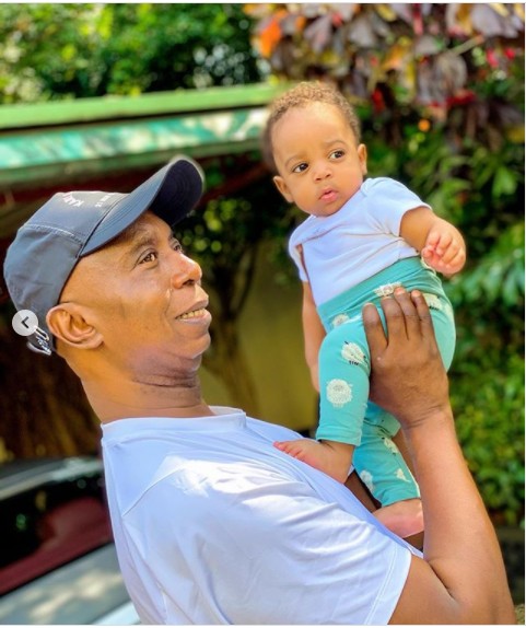 Regina Daniels And Ned Nwoko Carrying Their Son, Munir 12589540_79eaf22d8a8cbcf7952c2d37fa4ee910_jpegd40ade9a41db64a15224f6ce3fffd7a7