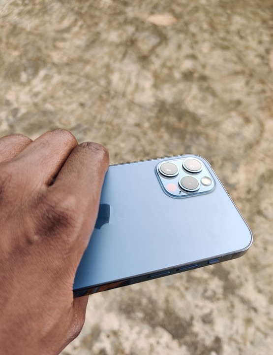 DEAL! Iphone 12 Pro 256GB Factory Unlocked - Technology Market - Nigeria