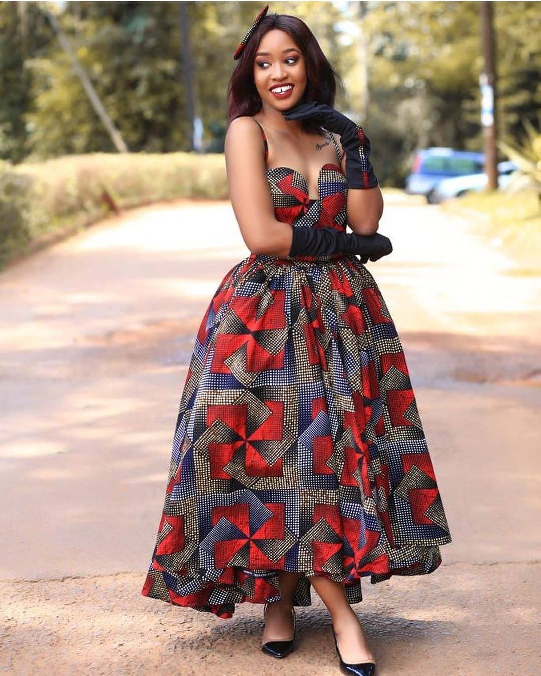 Latest Ankara Gown Styles 2021 For Ladies: Beautiful Dresses - Fashion