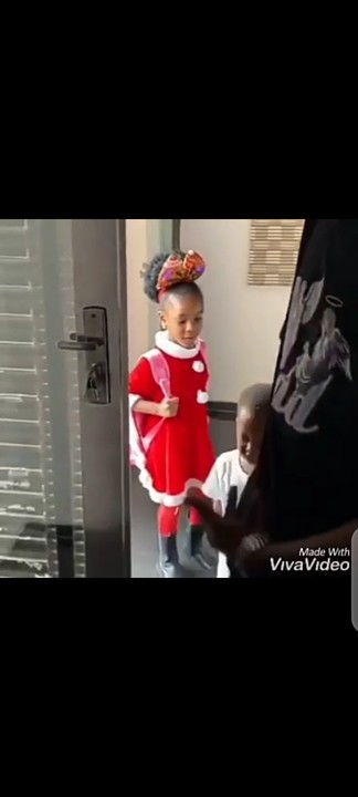 Uche Elendu's Daughter, Sinach, Shares Christmas Gifts To Kids On Her Page 12898914_screenshot20201226211813_jpeg64ecf90428049555413a345ad49fd749