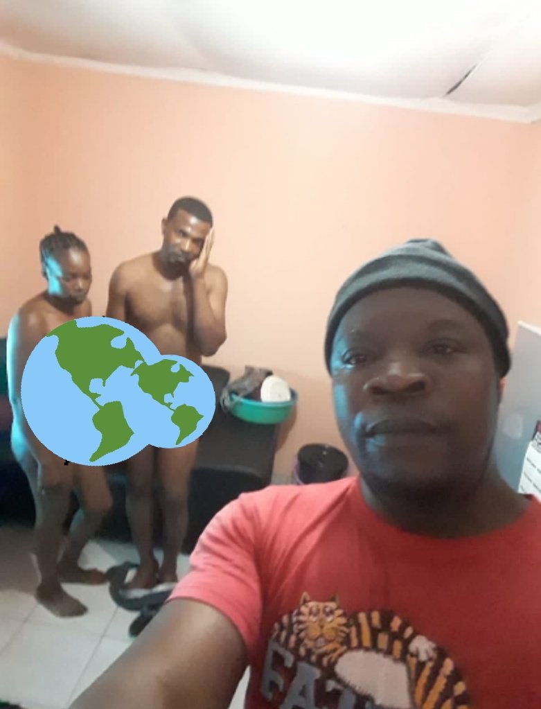 man caught wife and his friend having sex, Took Selfie