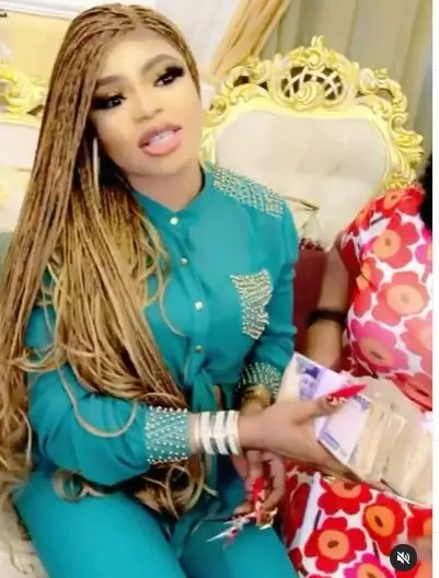 Bobrisky Gifts Money To Lady Harassed For Tattooing Him On Her Back (Video) 13183813_76_webp_webp45a34a00b8bebe5a72e02664037a62dd