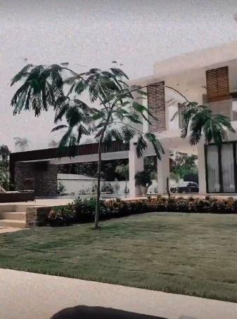 Wizkid - Wizkid's Riverside House, Yacht And Studio In Ghana (Video) 13199655_screenshot25142_jpeg982f4afbb16930552c22ee188f2ed15c