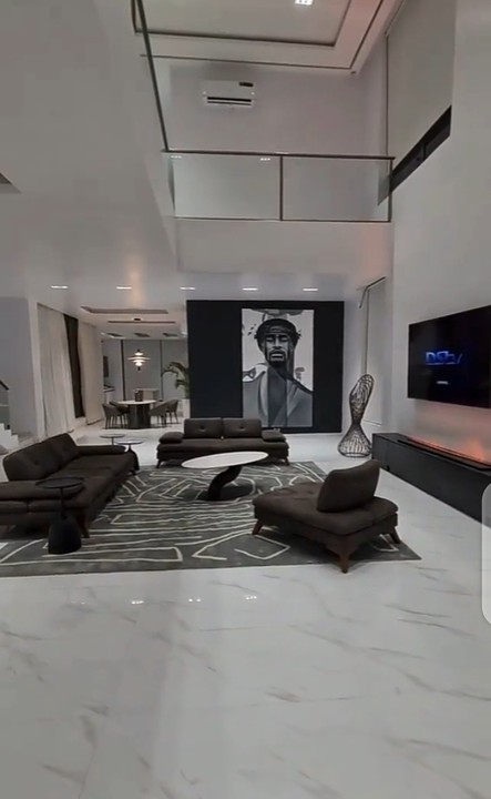 Away - The Interior Of Don Jazzy's New House In Lekki (Video, Photos) 13200362_screenshot202102271856431_jpege44e9dd855c0fb575e6336eec56edffd