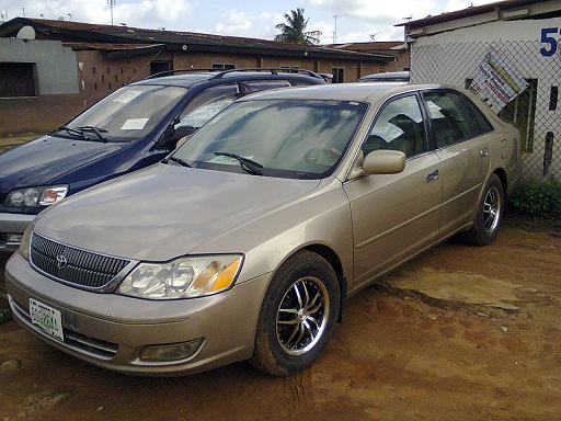 Registered Toyota Avalon (very Clean) 2001 @ N1,100,000 Call