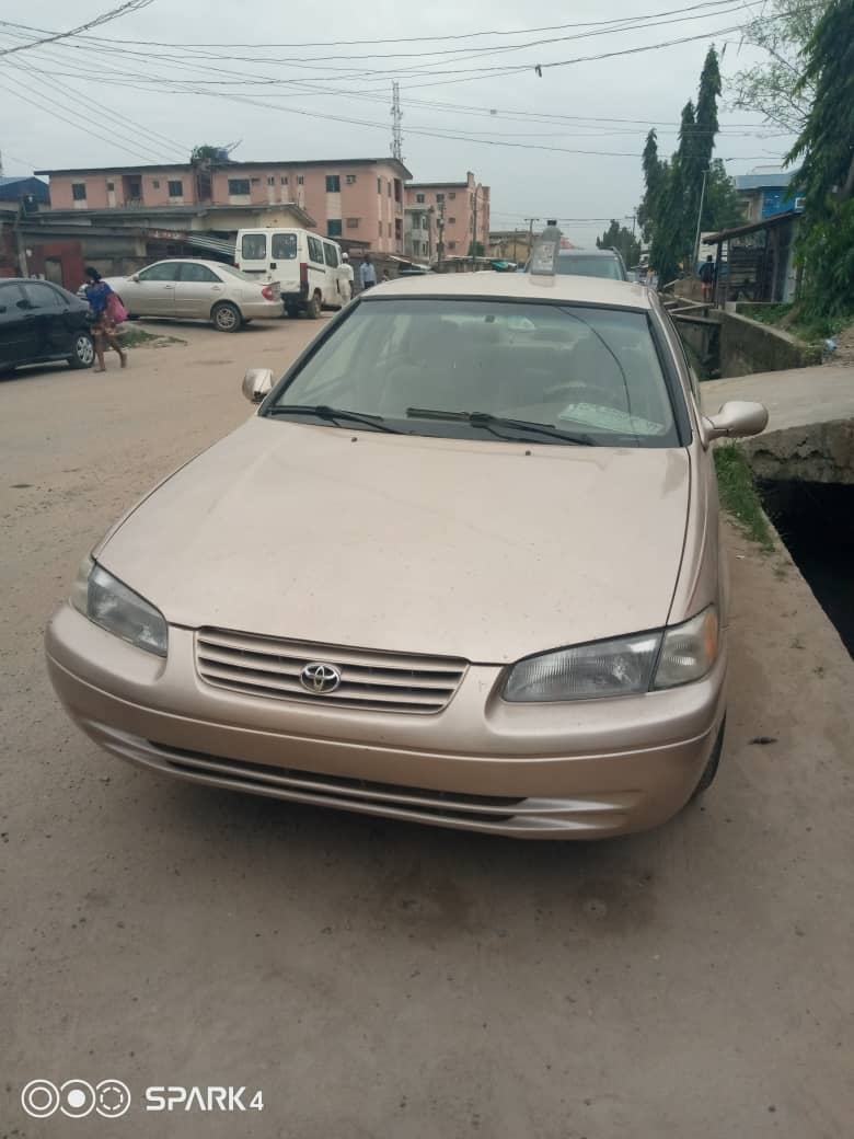 Sold out Neatly Used Toyota Camry Tiny Light - Autos - Nigeria