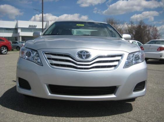 2010 Toyota Camry Le Xle Hybrid Be The First To Know