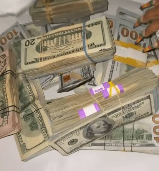 Gucci Mane Gifts Wife Keyshia Ka'oir $1M Cash For 37th Birthday