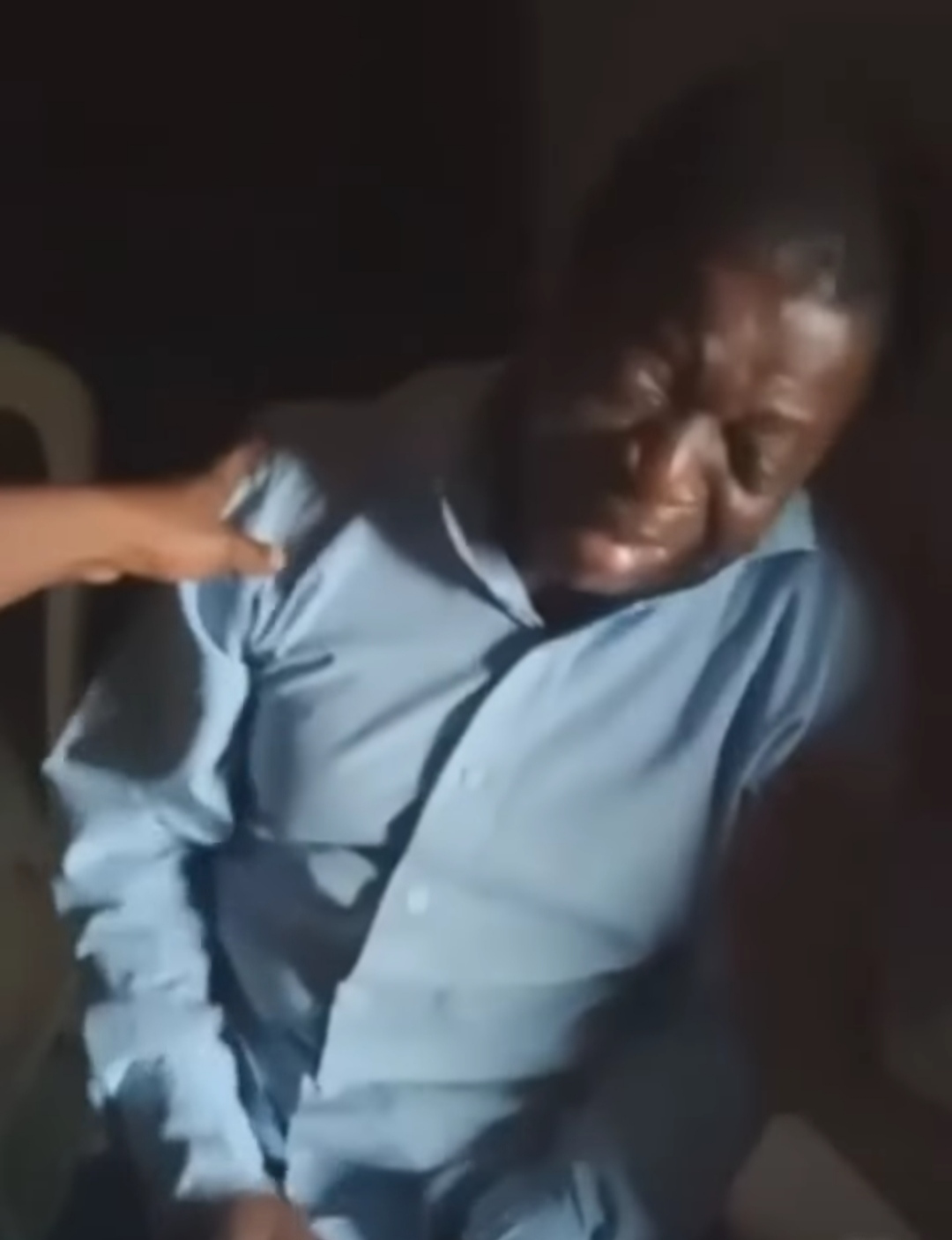 Bamise Ayanwole's Father Breaks Downs In Tears As He Mourns Her (Video) 15088873_img20220309112709_jpeg6d6e6dc0b105b3f8beb3aaa6106797a0