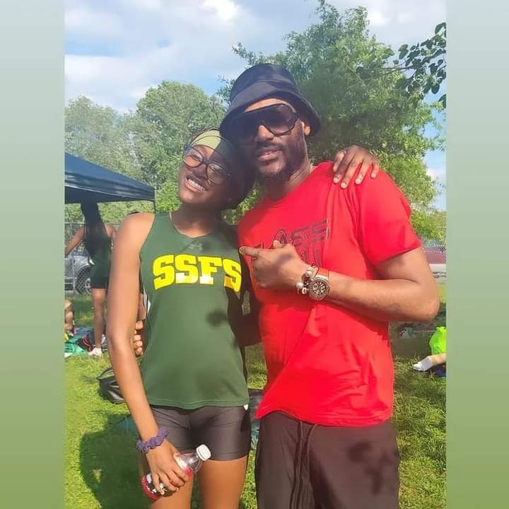 Pero Gushes Over 2Baba As He Attends Their Daughter’s School Game In US (Photo)  15447997_fbimg1652920725212_jpeg04ebb18ae948b836b550801f2c9543f7