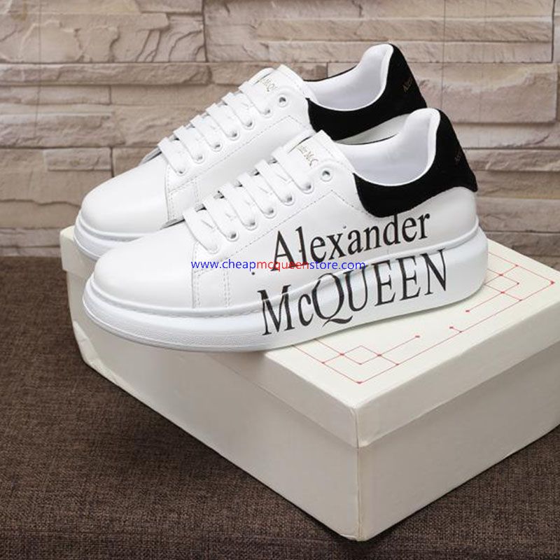 ALEXANDER MCQUEEN OVERSIZED SNEAKERS, Alexander McQueen Sneakers Outfits