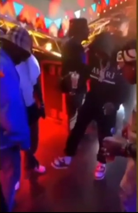 Wizkid - Wizkid & Diamond Platnumz End Beef As They Vibe Together At The Club(video)  15699472_img20220705122532_jpeg12af0576ad0d766d18204f55767badbf