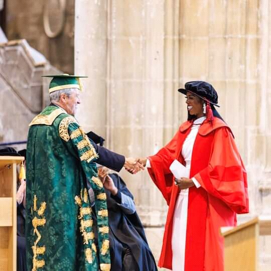 Tiwa Savage Bags Honorary Degree From The University Of Kent, UK (photos) 15759963_fbimg16579358770316635_jpeg6693ceffa4b61574b82ad4fd592bc32f