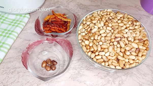 How To Make Spicy Peanut Butter With A Blender (Photos,Video)