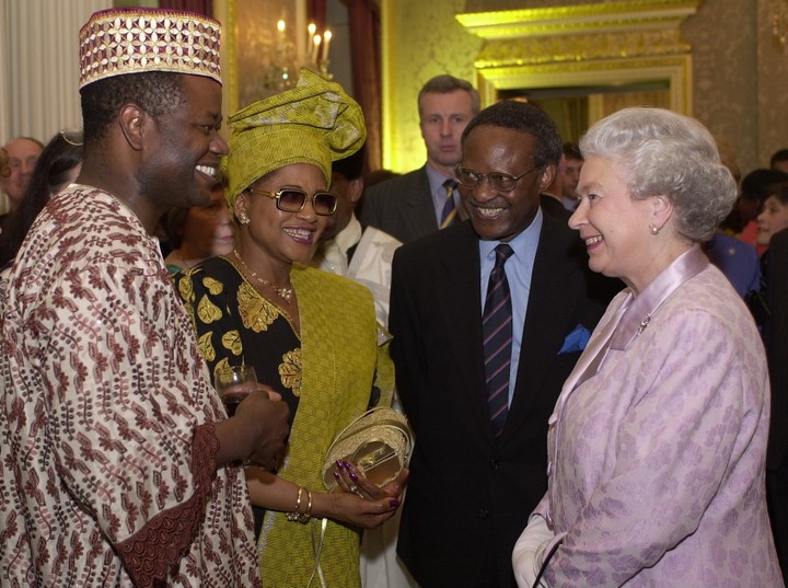 queen visit nigeria
