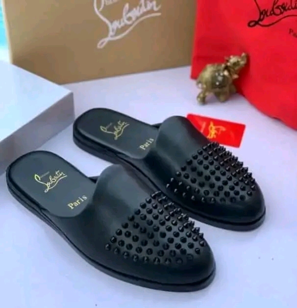 Quality Pam Slippers,shoes And Unisex Tops - Technology Market - Nigeria