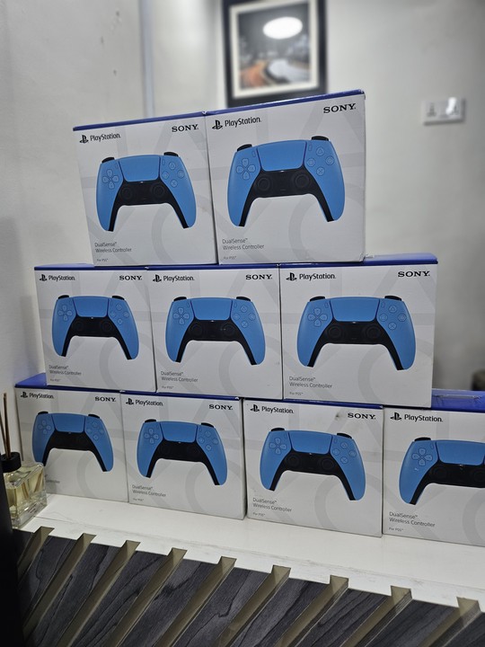Open box PS4 Pro 1tb With one controller Price: 220,000 You can dm
