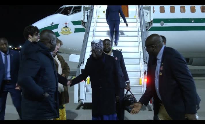 Le président Tinubu arrive à Berlin pour la conférence du G20 – Politique