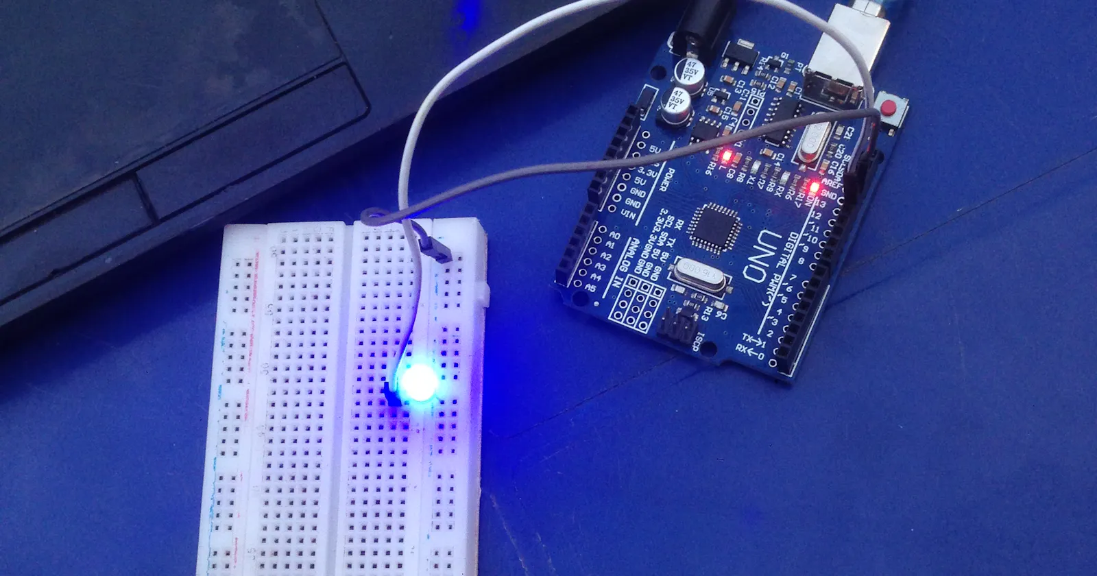Getting Started With Arduino: Lighting Up The Leds. - Science