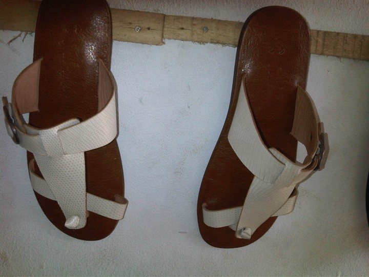 Order For Your Quality Palm Slippers - Properties - Nigeria