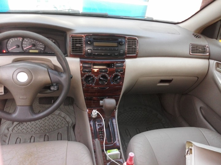 2005 Toyota Corolla With Leather Seats And Formica Interior