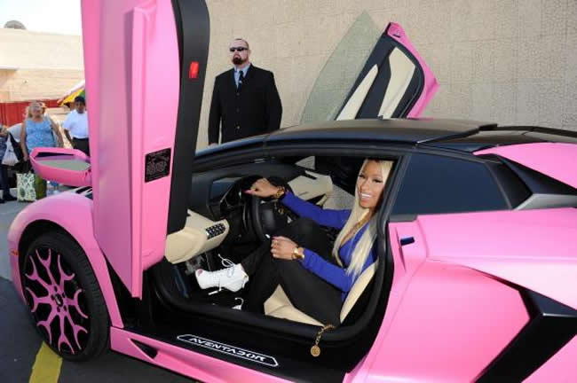 Nicki Minaj Shows Off Her $400,000 Pink Lamborghini Aventador - Celebrities  - Nigeria
