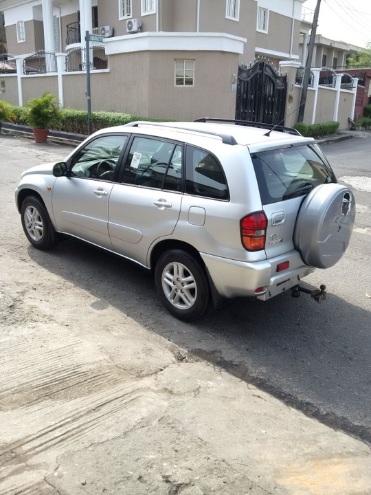 02 Manual Drive Toyota Rav 4....08062323700 - Autos - Nigeria