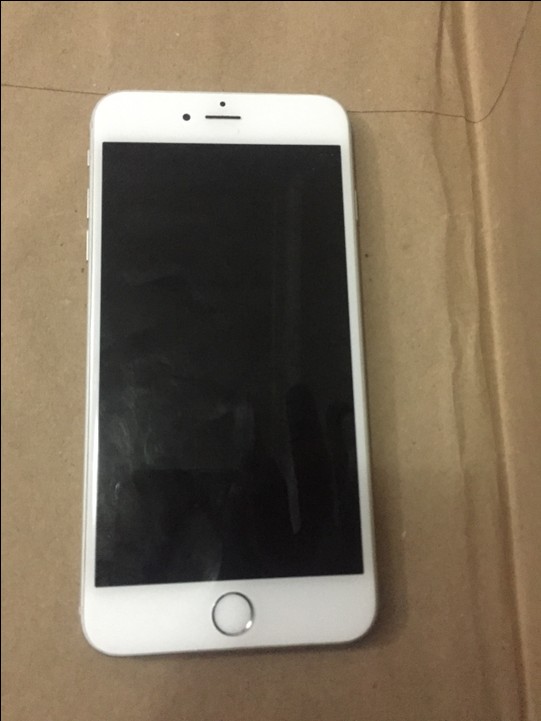 Neatly Used Iphone 6 Plus 64GB Silver * Factory Unlocked * - Technology