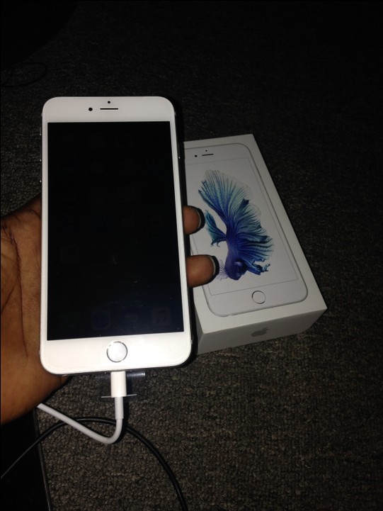 A Week Used Iphone 6s Plus Silver 64GB For Sale Price 195000 - Technology Market - Nigeria
