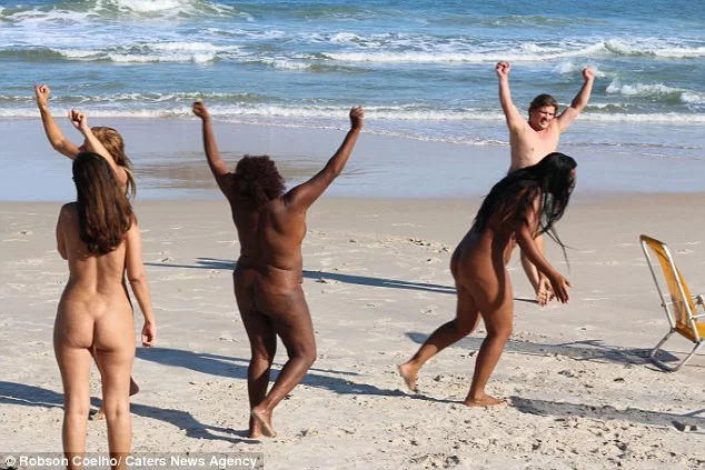 Photos: New Ongoing Rio Olympics Nudists Strip Back To Basics As They Take ...