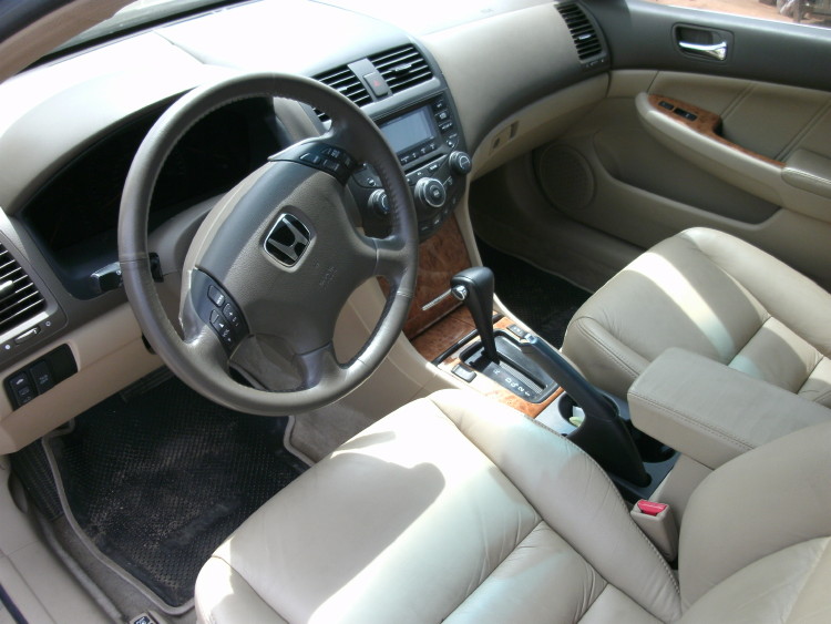 Sharp Ride Tokunbo 2003 Honda Accord Ex Gold Color Leather