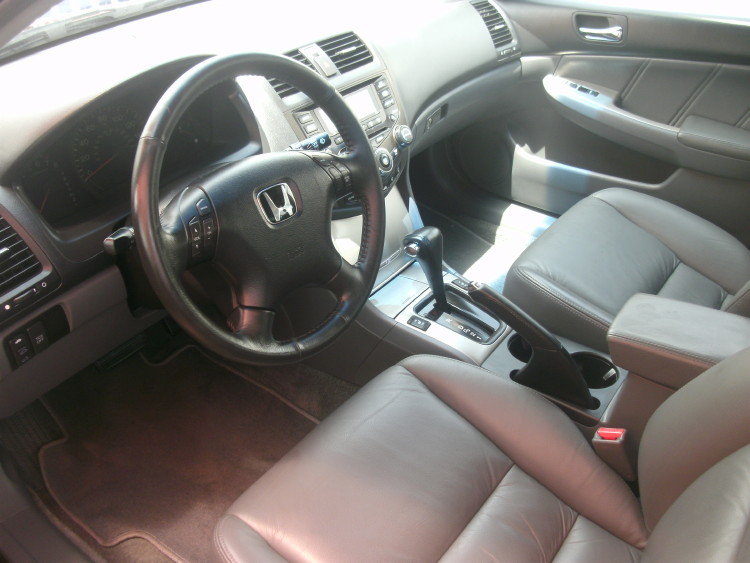 Tokunbo 2005 Honda Accord Ex Leather Interior V6 Engine