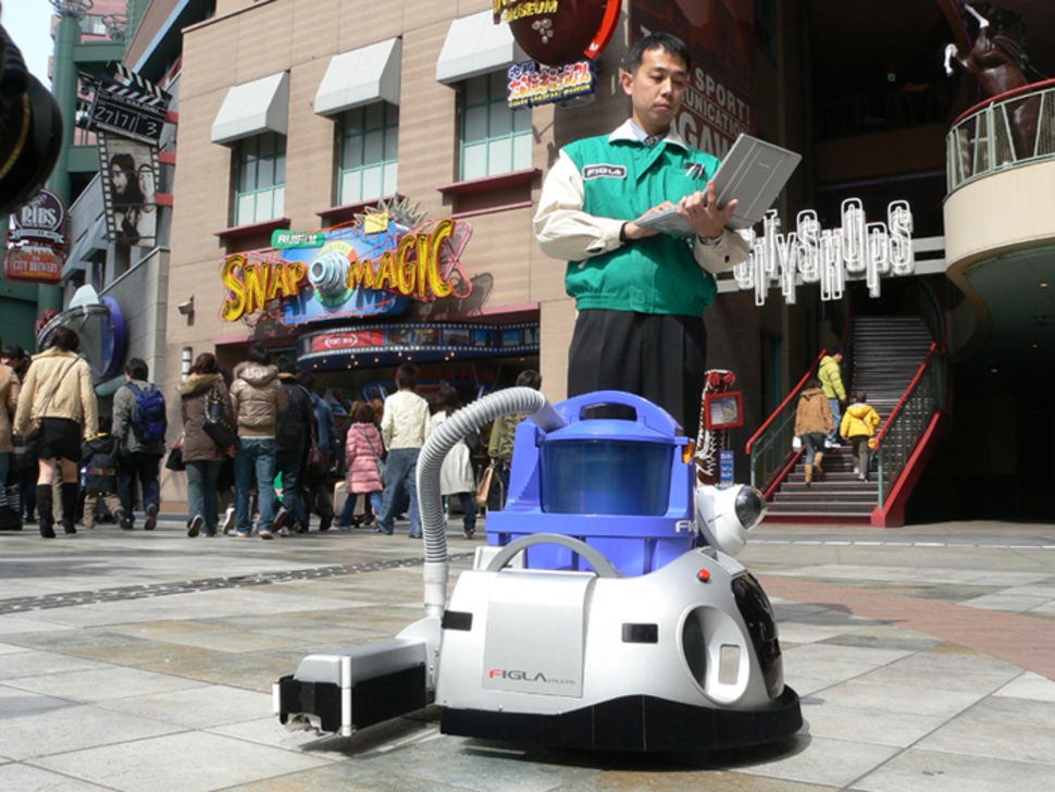 Future cleaning. Роботы для уборки. Робот уборщик. Робот уборщик мусора. Робот для уборки улиц.