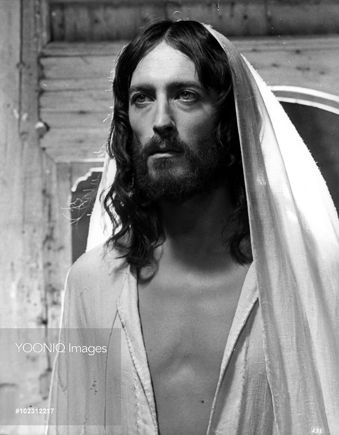 Actor Robert Powell: Stop Worshipping Me, I Am Not The Real Jesus ...