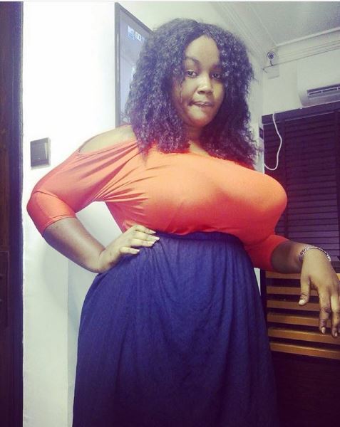 Lagos Big Girl Showvases Her 'heavyweight' B00bs On Instagram