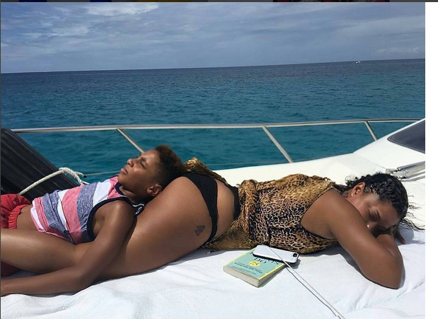 Photo Of Mother & Son Relaxing On A Yacht Got People Arguing - Family -...