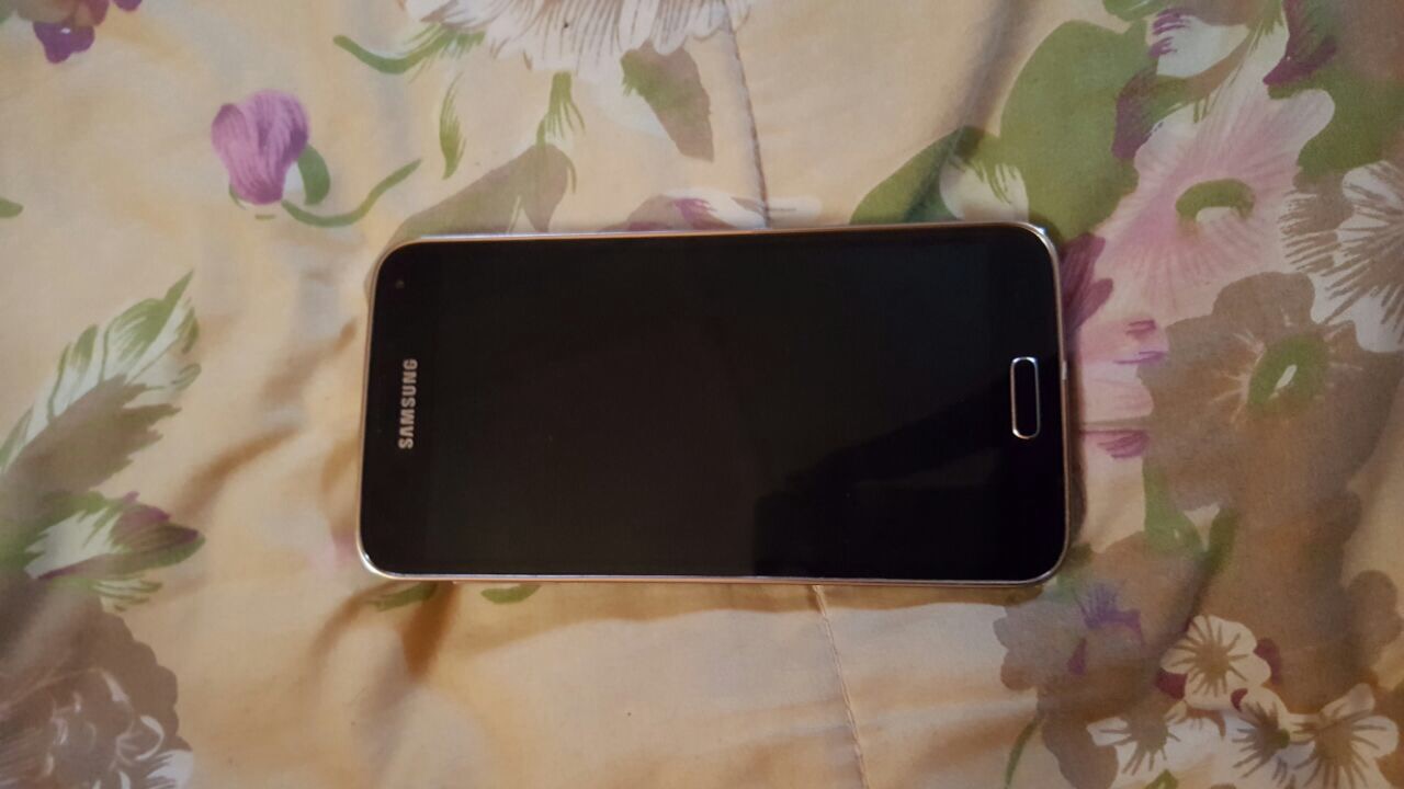 SOLD Nl Best Deals: Samsung Galaxy S5 58k SOLD - Technology Market ...