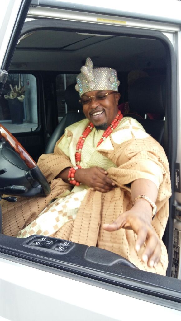 Oba Adewale Akanbi Drives His G Wagon In Canada Photos Culture Nigeria