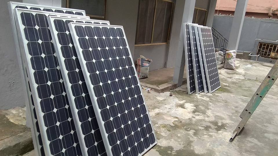 1.7kva Inverter + 2 Units Of 200ahms Batteries + Solar Panels All For 650k Business Nigeria