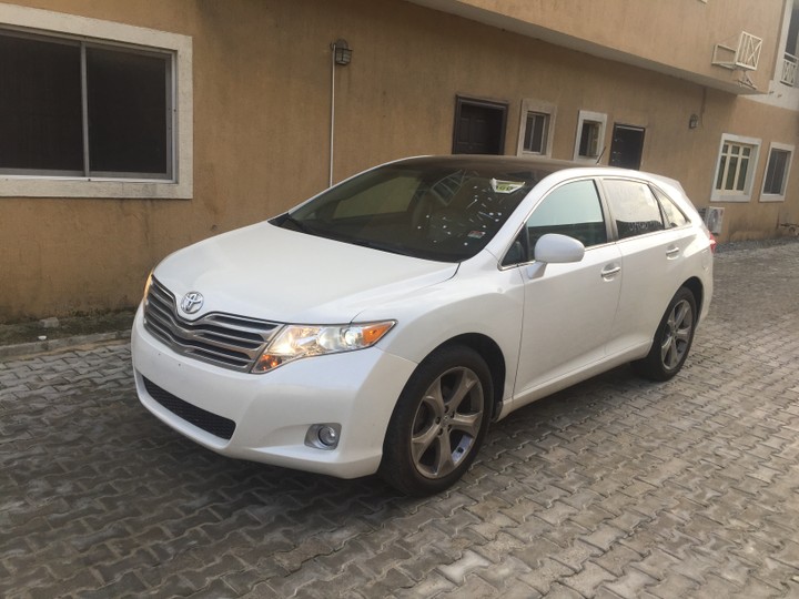 2012 Toyota Venza Pearl White Family Nigeria
