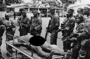 5448764 samueldoedeadbody jpeg jpeg8224e3146f5e0f01aba18fdee28cc725 - Liberia / Samuel Doe: l’histoire tragique du premier président « indigène » qui fut torturé, exécuté et exposé nu