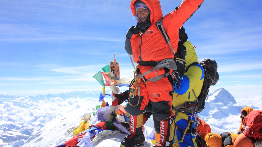 First Man To Climb Mount Everest Twice Meet The First Woman To Climb Mount Everest Twice In 5 Days Photos Celebrities Nigeria