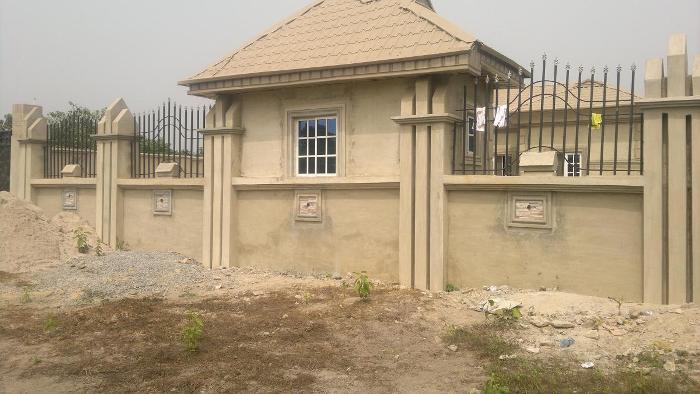 Fences And Gates In Pictures And Prices - Properties (23) - Nigeria