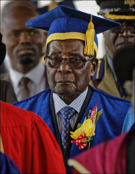 Zimbabwe news: Robert Mugabe appears at university in 