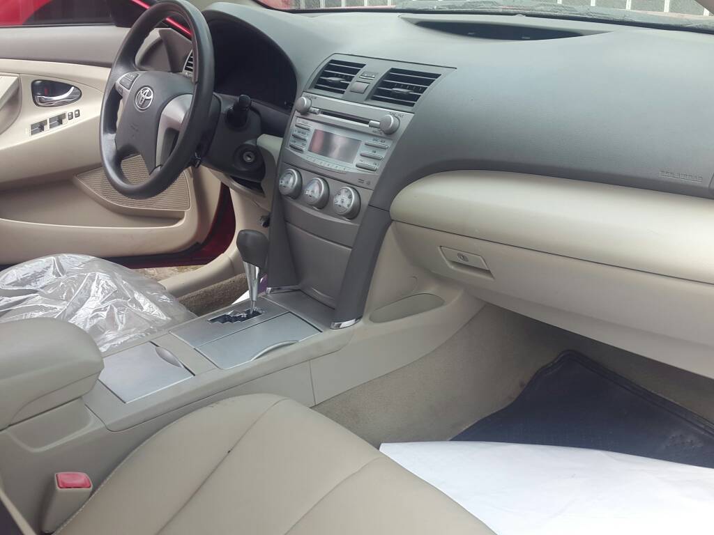 Toyota Camry Le 2010 Model New Arrival Leather Interior