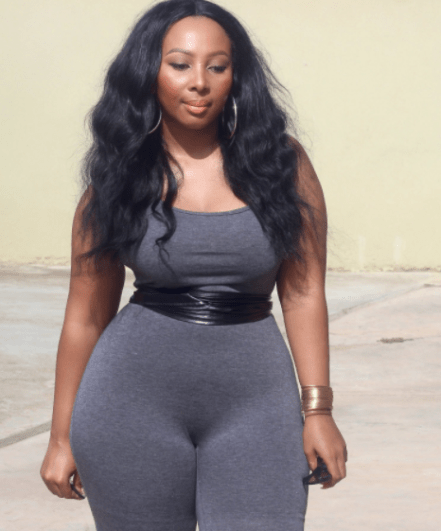 South African Lady Shares Photos To Prove She Is Sexier Than The N800k 
