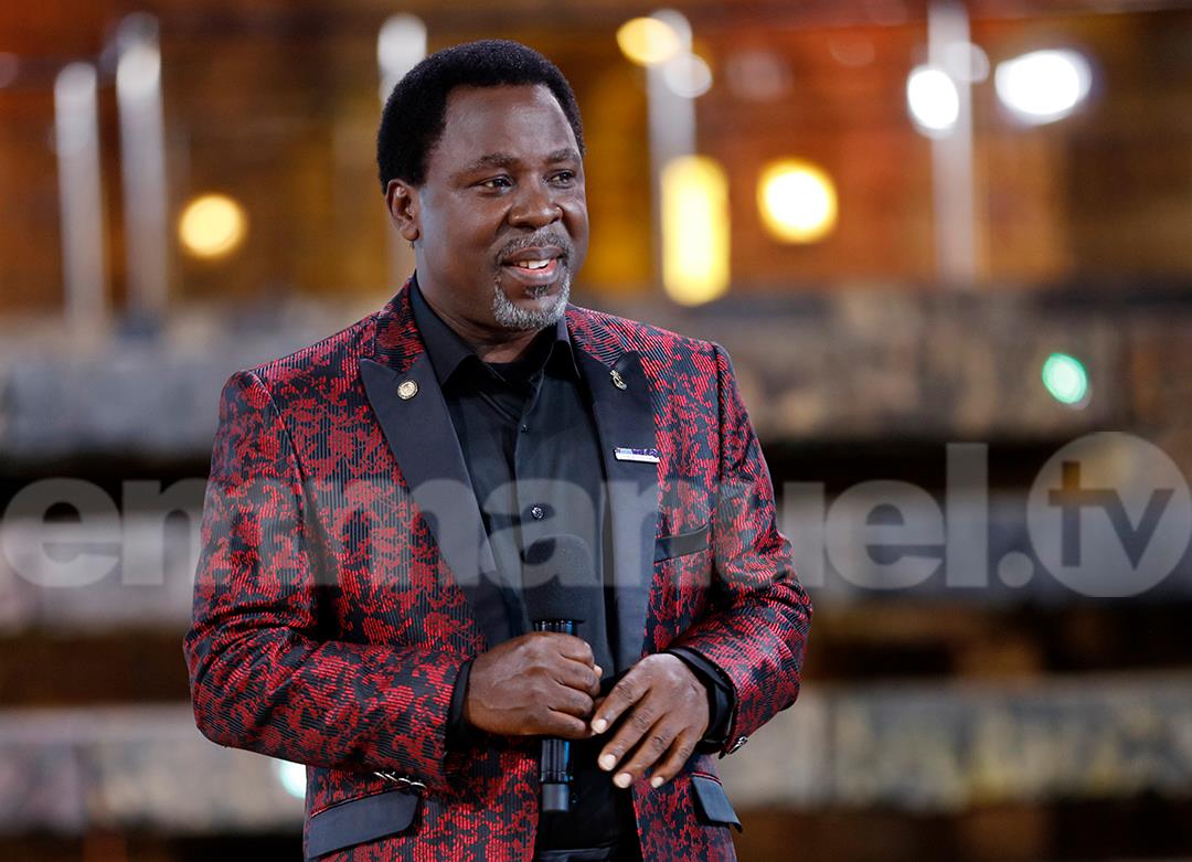Prophet TB Joshua Steps Out On Suit For The First Time After 5 Years - Photos - Religion - Nigeria