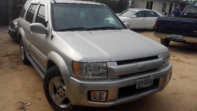 Руль infiniti qx4